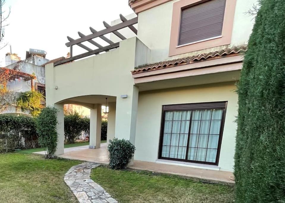 Villa Casa En Ruta De La Plata Con Piscina Comunitaria Guillena Exterior foto